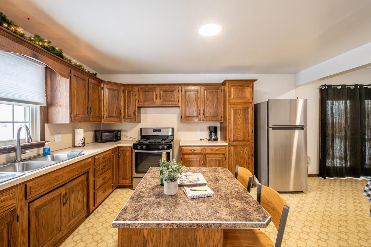 Villa Weaver Ridge Manor Millersburg Exterior foto